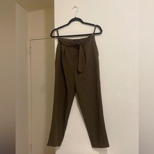 Brand: Topshop. Size: US 4. Versatile trouser. Never used.